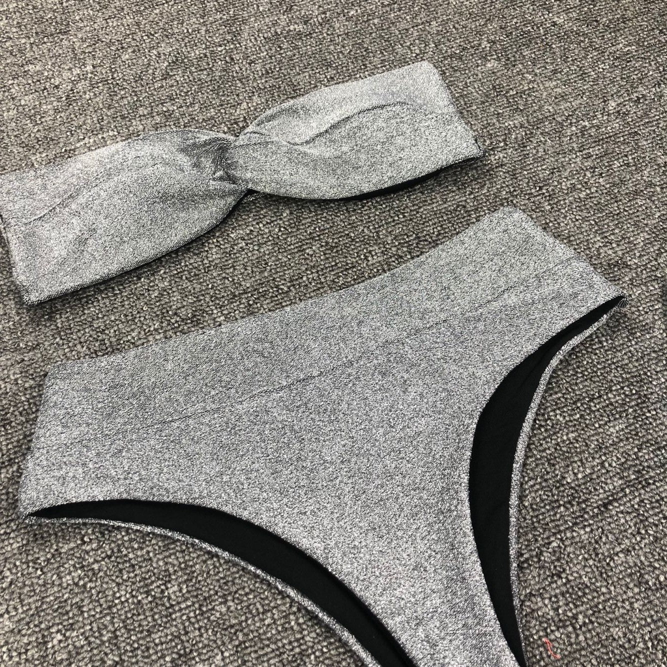 ביקיני סטרפלס נצנצים תחתון ברזילאי גזרה גבוהה - אמילי