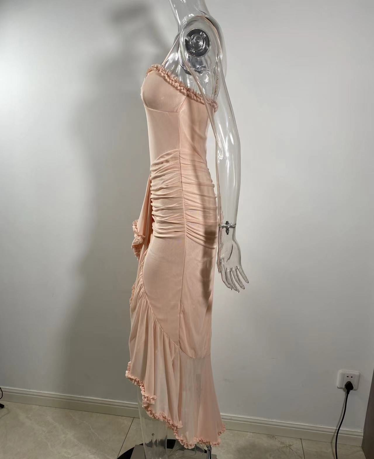 שמלת מקסי אסימטרית מלמלה בעיטור שיפון - ג'סמינה