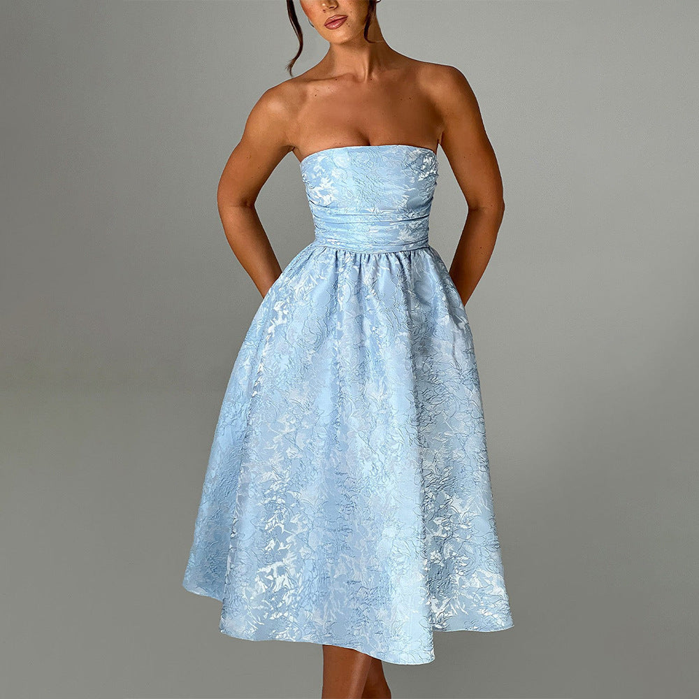 שמלת מידי סטרפלס בגזרת A גב פתוח בעיטור רקמת איורי פרחים - פלורה