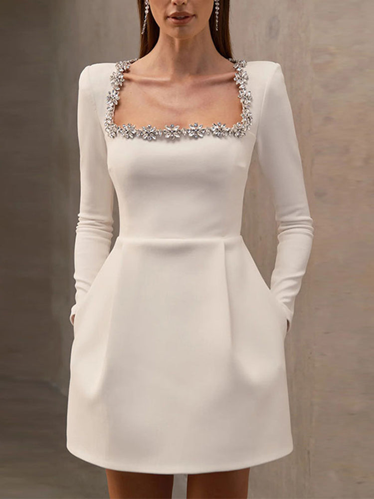 שמלת מיני קטיפה אלגנטית בעיטור יהלומים - אריאה