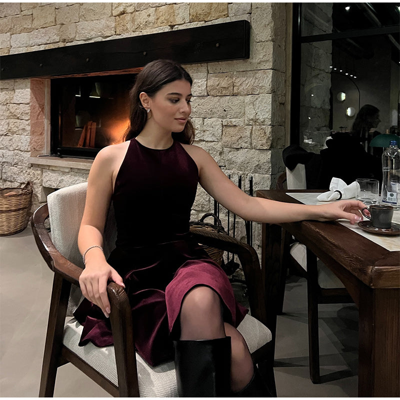 שמלת מיני קטיפה בגזרת A - Sydney