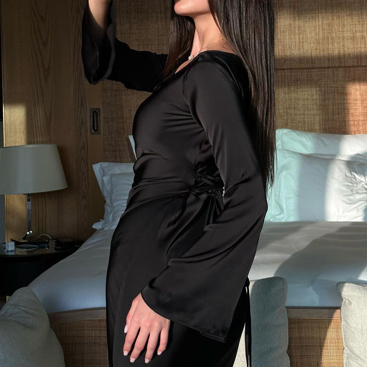 שמלת מקסי סאטן קשירה בגב להצמדה במותן - אודל