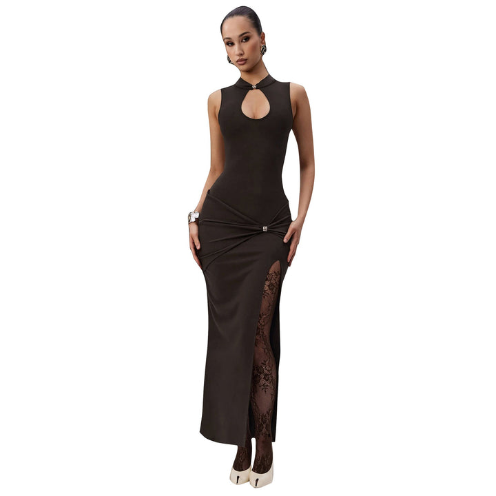 MOLLY maxi dress with a slit and buckle design