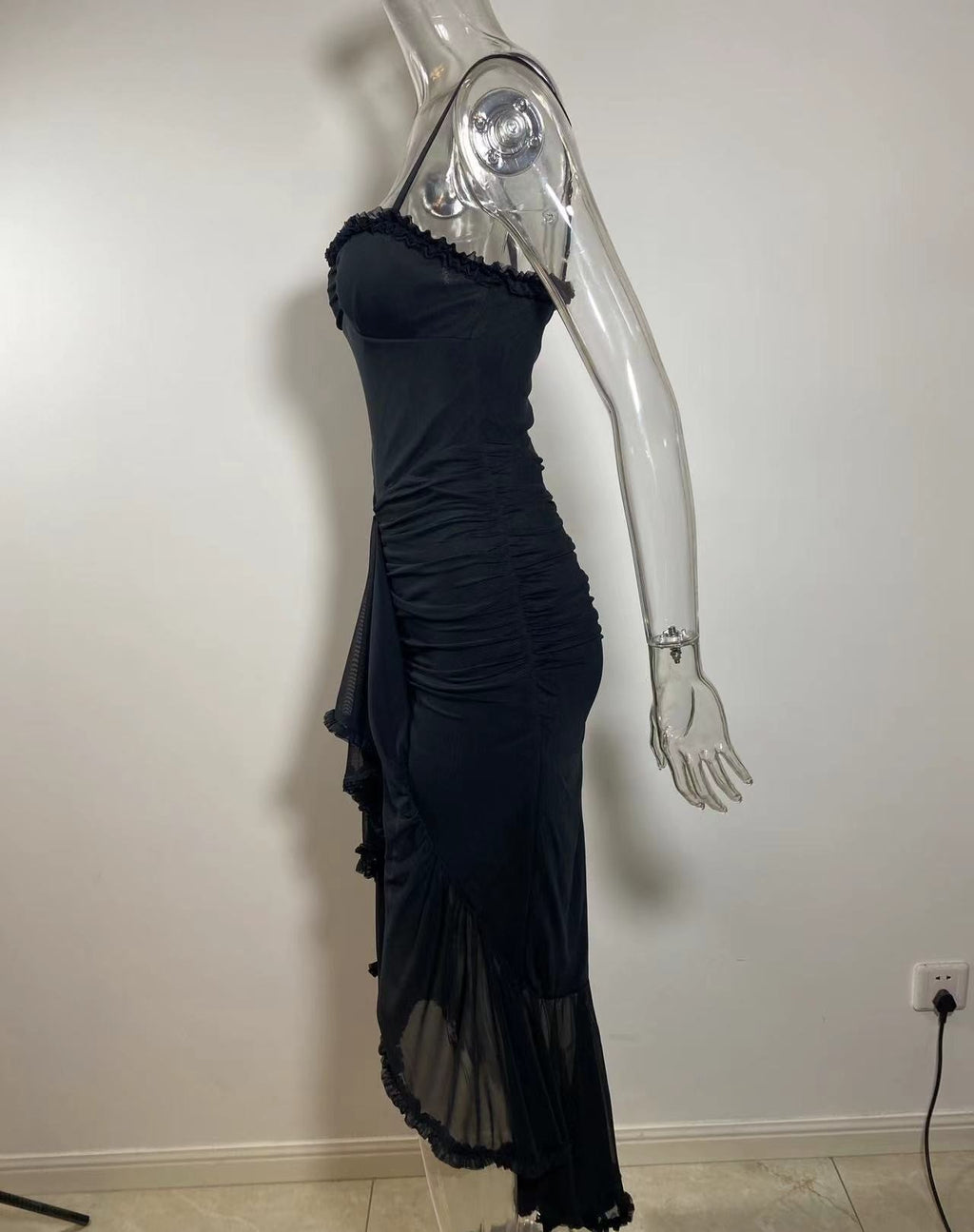 שמלת מקסי אסימטרית מלמלה בעיטור שיפון - ג'סמינה