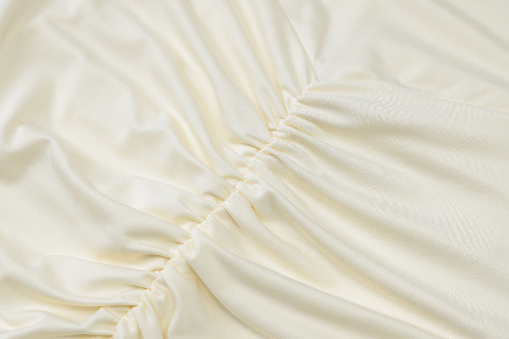 שמלת שיפון מקסי כיווצים בעיצוב כתפיים חשופות - Delilah