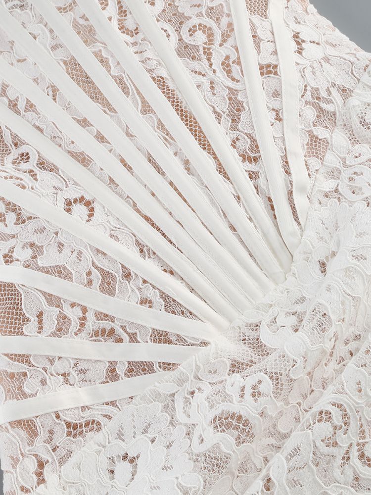 שמלת מיני סטרפלס תחרה - אורינה