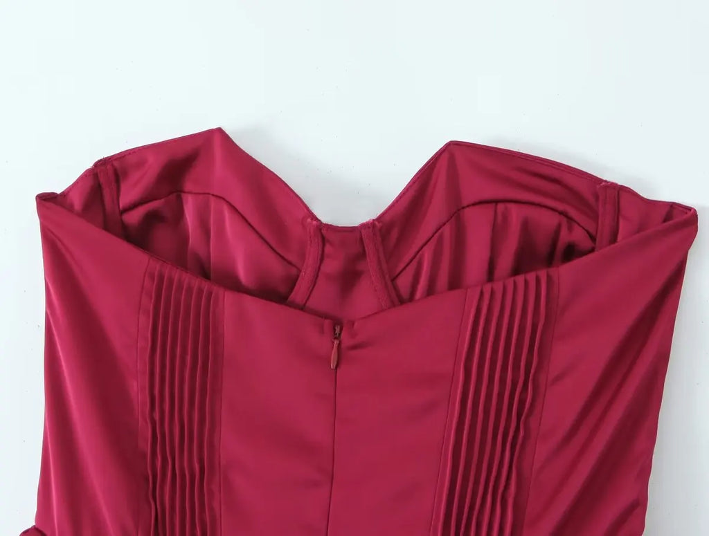 שמלת מידי סטרפלס בגזרת A בעיצוב אלגנטי - Simone