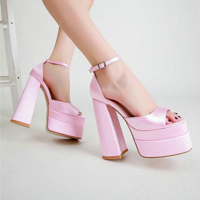 סנדלי עקב פלטפורמה בד סאטן - משי