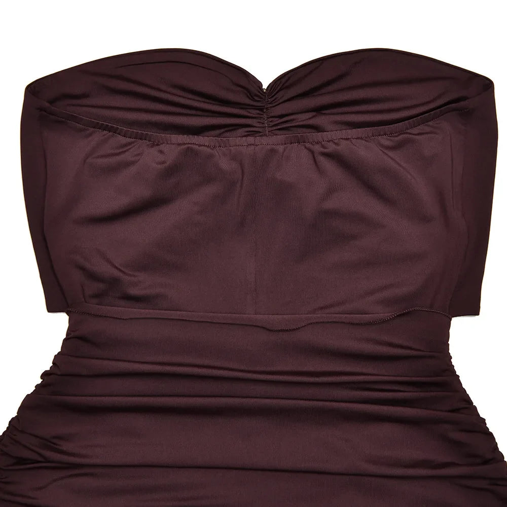 שמלת מקסי סטרפלס בעיצוב פתח ושובל בעיטור אבזמים - טאליה