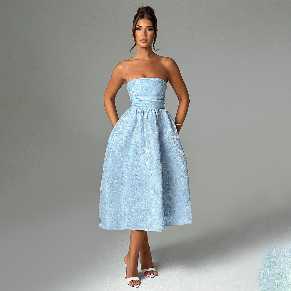 שמלת מידי סטרפלס בגזרת A גב פתוח בעיטור רקמת איורי פרחים - פלורה