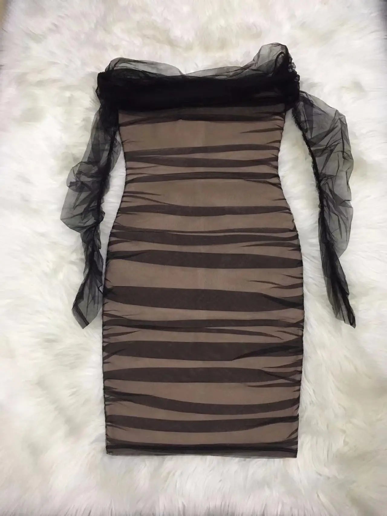 שמלת שיפון קיפולים כתפיים חשופות - MOON