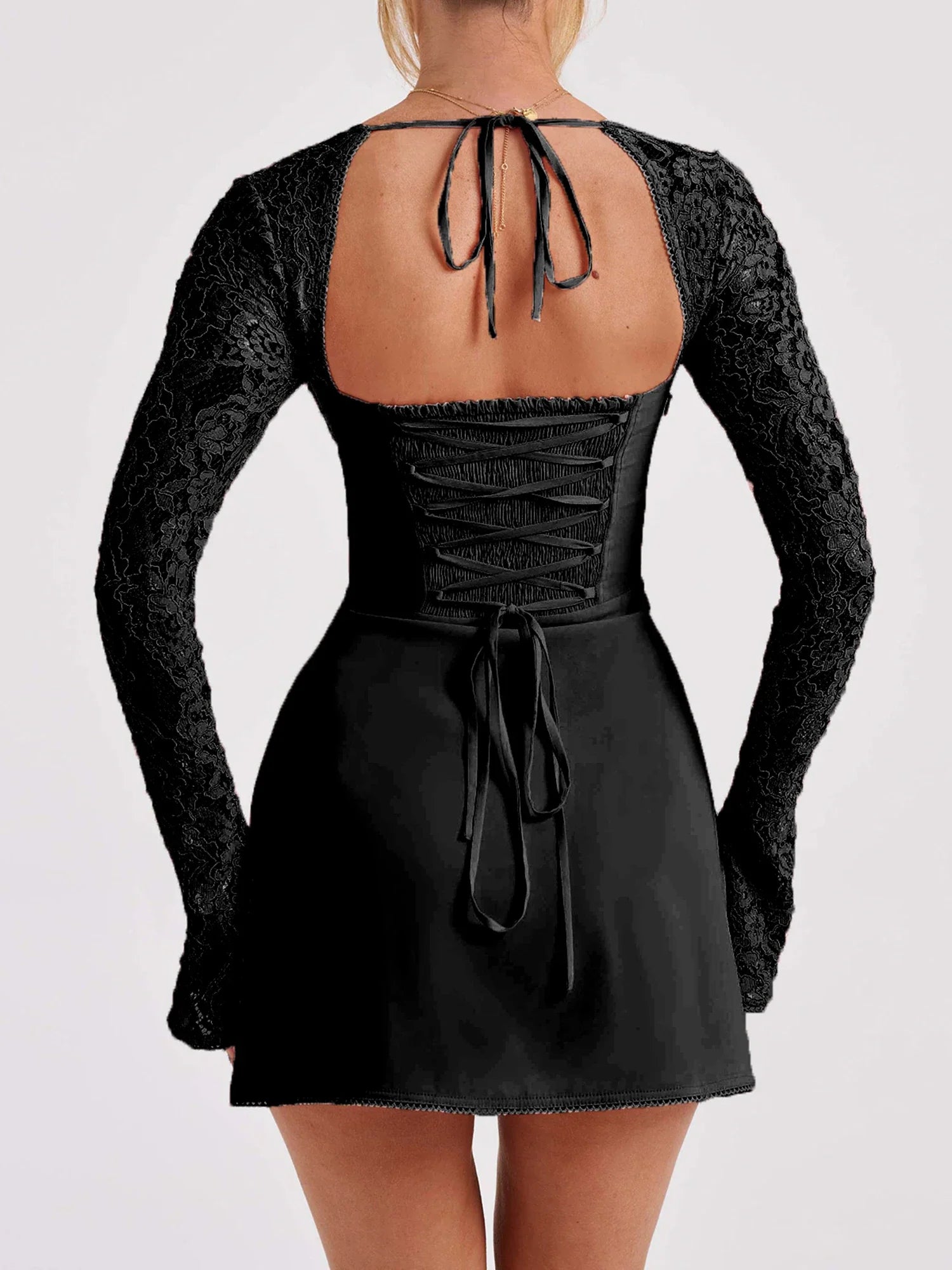 שמלת מיני בגזרת A  קשירות בגב בעיטור תחרה - לוטם