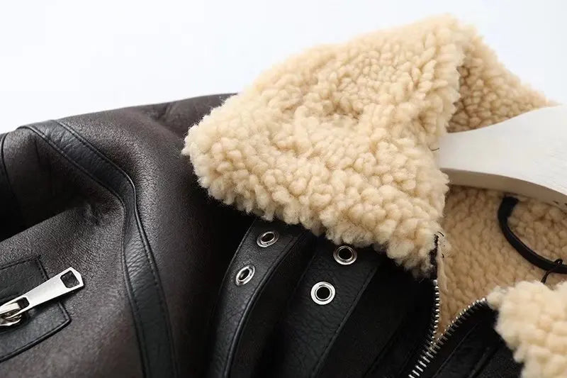 מעיל עור קצר פרווה פנימית - ג'וני