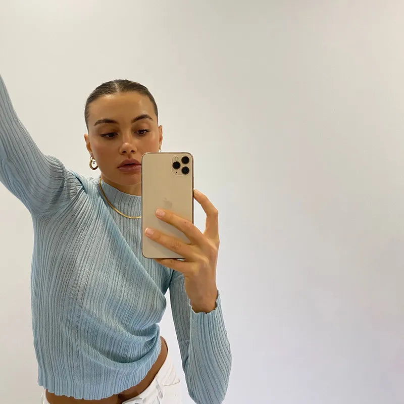 חולצת קרפ חצי שקופה - סקיי