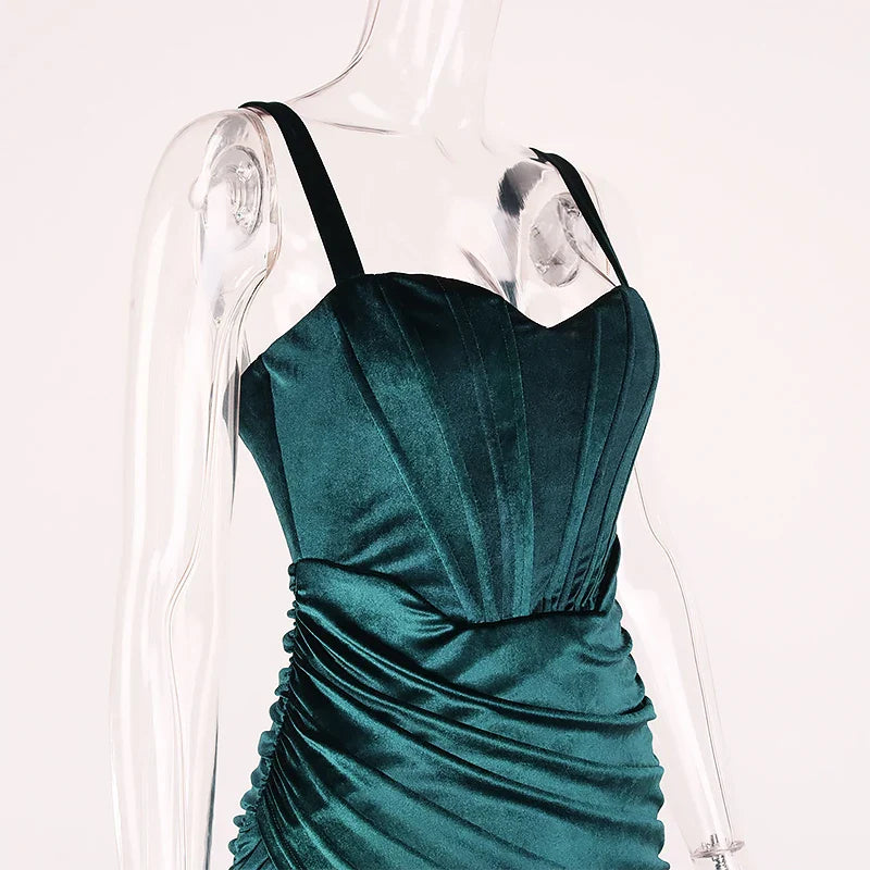 שמלת מיני קטיפה בעיצוב מחוך וכיווצים - שיינא