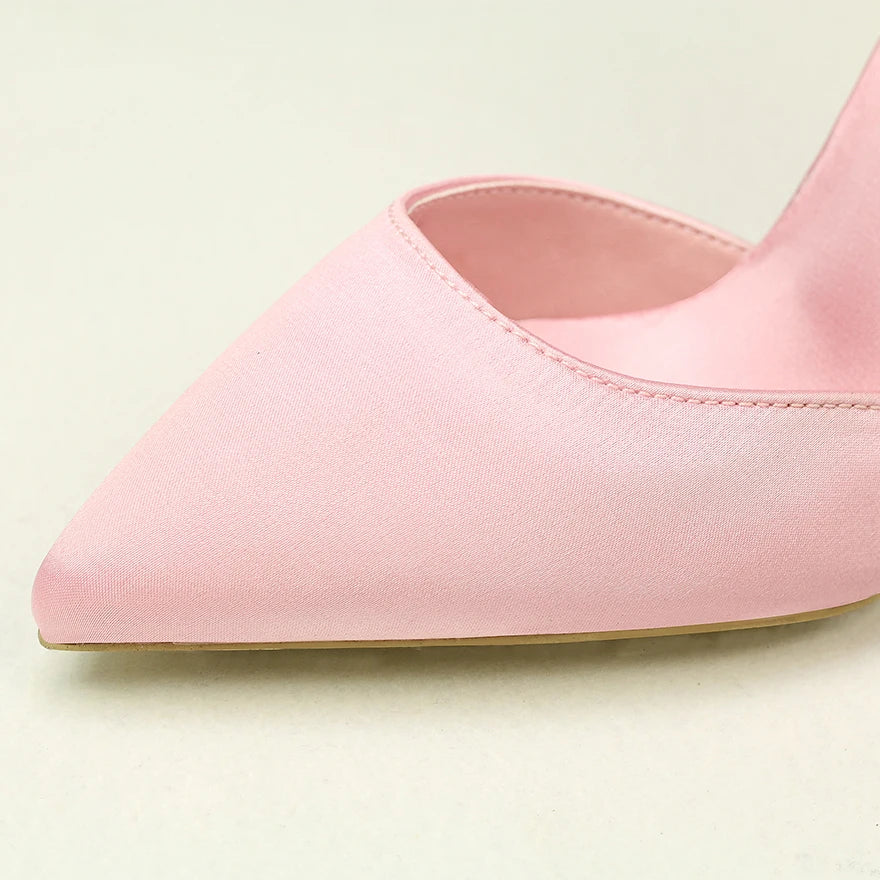 נעלי שפיץ אלגנטיות בד סאטן - לורין