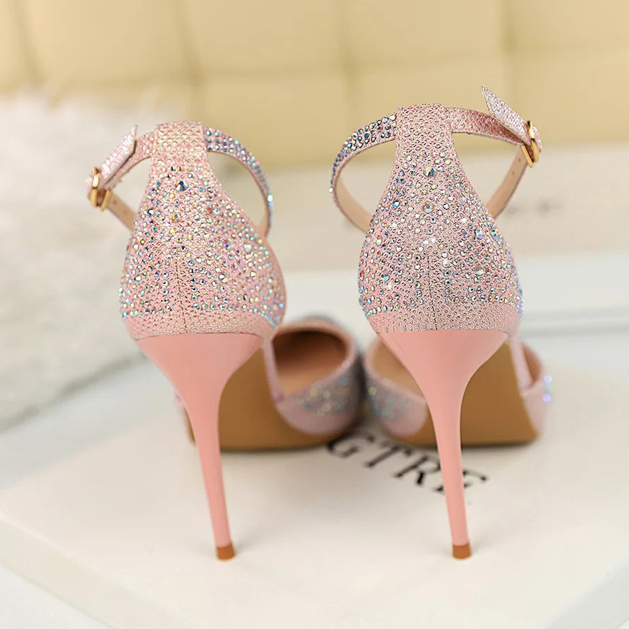 Pointed Heel Shoes with Crystal Diamond Decoration - Nestia
