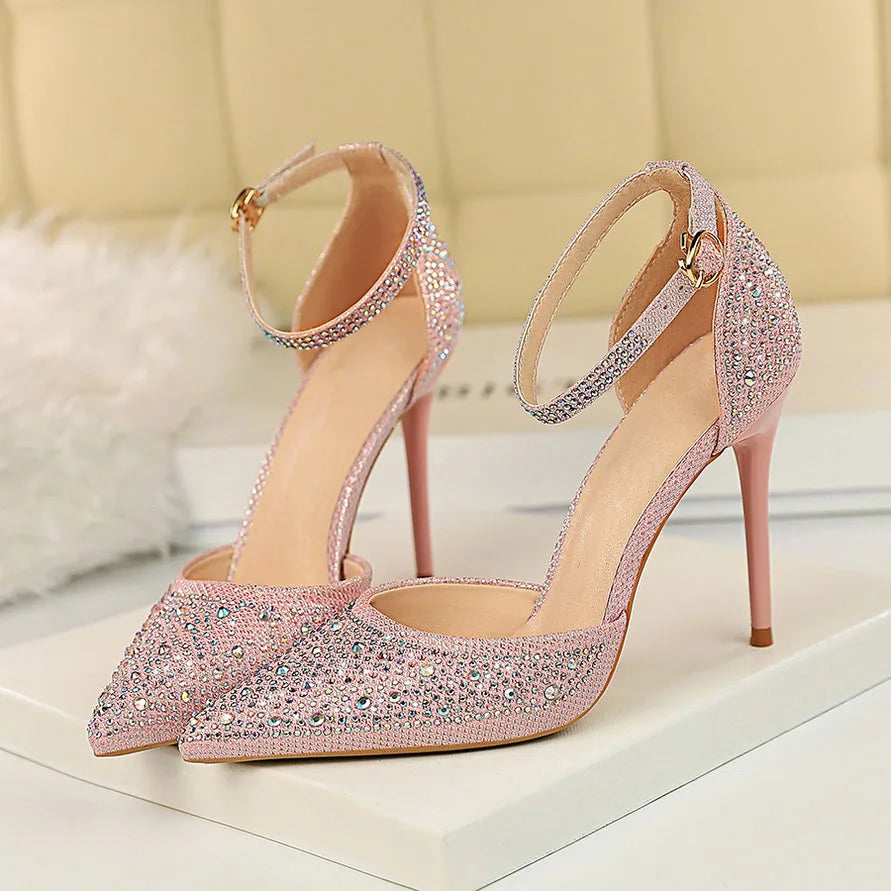 Pointed Heel Shoes with Crystal Diamond Decoration - Nestia