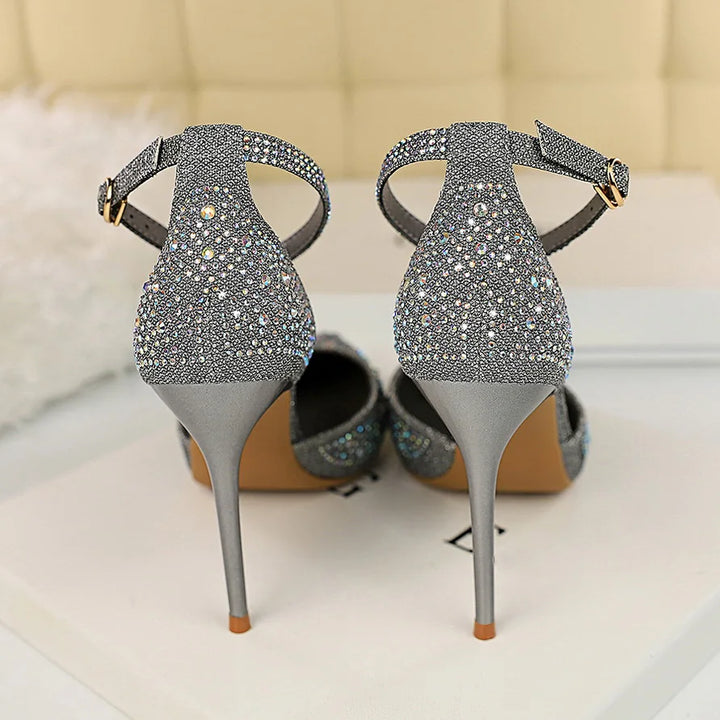 Pointed Heel Shoes with Crystal Diamond Decoration - Nestia