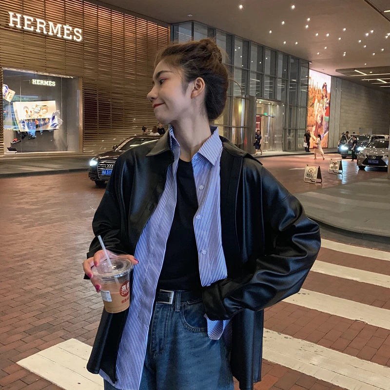 ג'קט עור בעיטור כפתורים - מארה