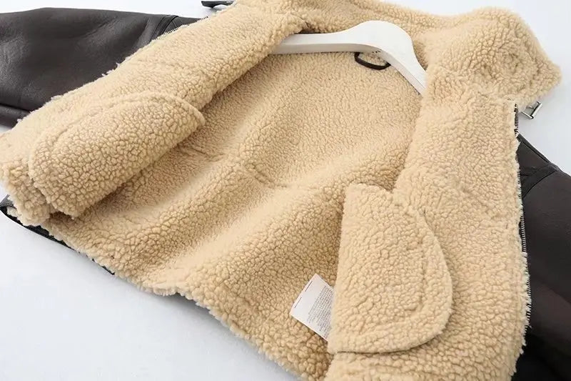 מעיל עור קצר פרווה פנימית - ג'וני