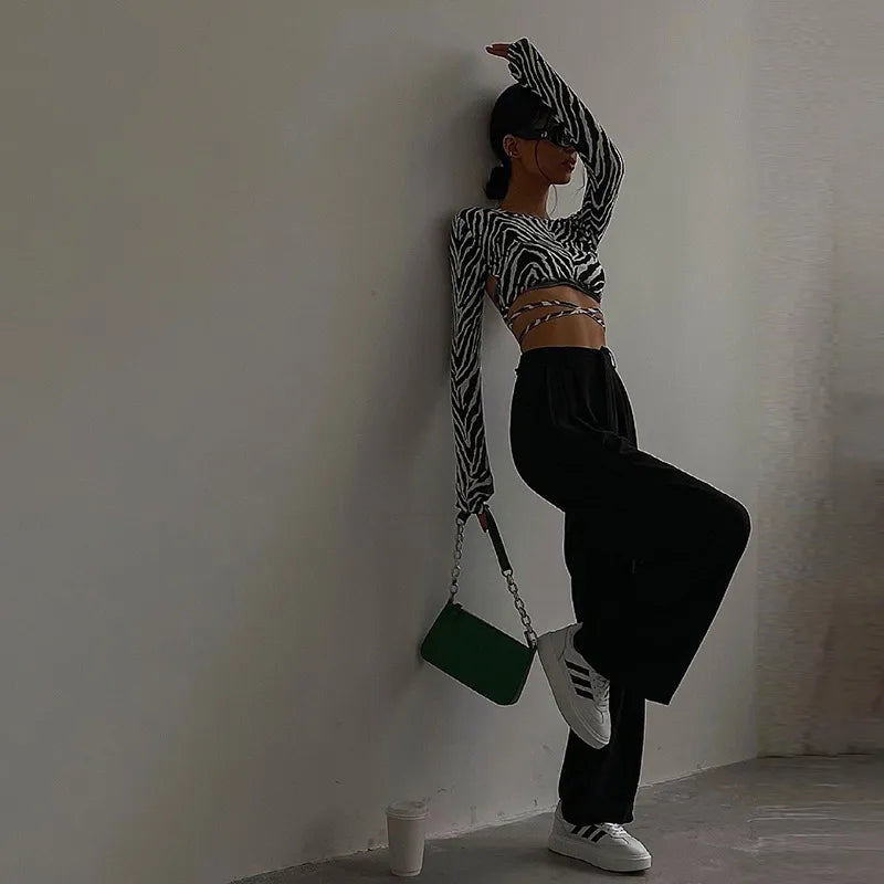 חולצת בטן בעיטור קשירות - אגנס