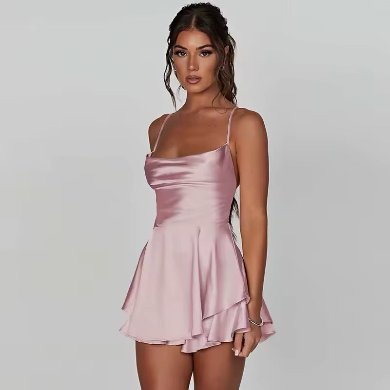 שמלת מיני סאטן גב פתוח בשילוב מכנס קצר מוסתר - אמי