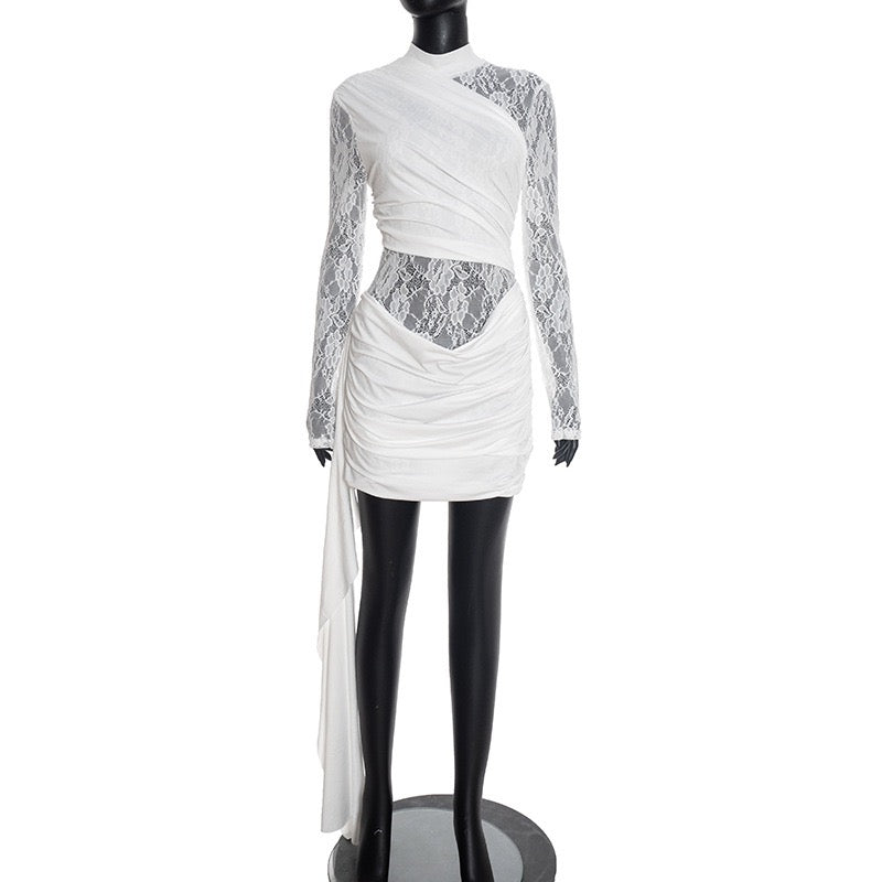 Mini dress with lace design and pleats with a trail decoration - Tzuf