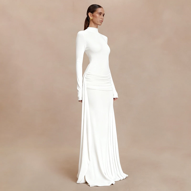 Maxi dress with gathered design and a train - Hillel