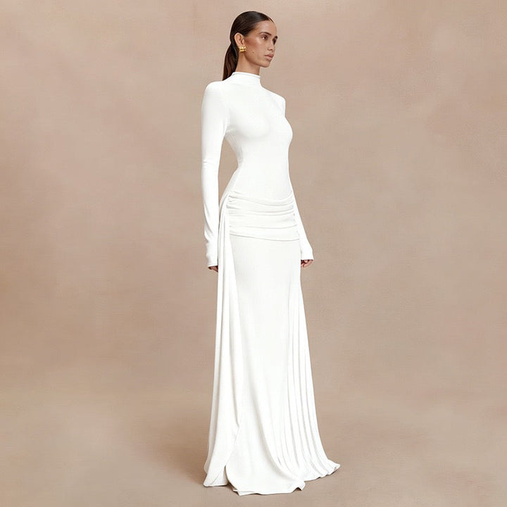 Maxi dress with gathered design and a train - Hillel