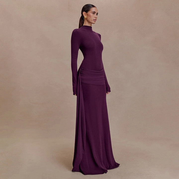 Maxi dress with gathered design and a train - Hillel