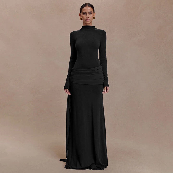 Maxi dress with gathered design and a train - Hillel