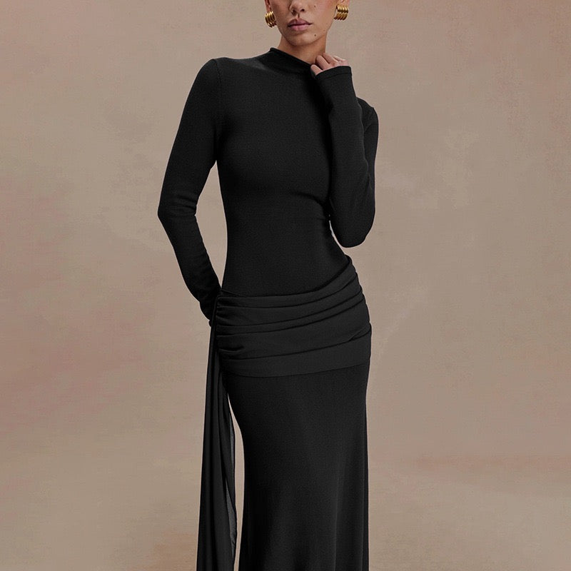 Maxi dress with gathered design and a train - Hillel