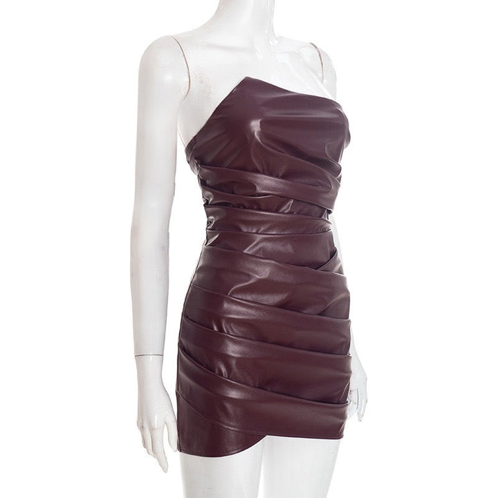 Faux leather strapless mini dress with asymmetrical design and pleats - Wiki