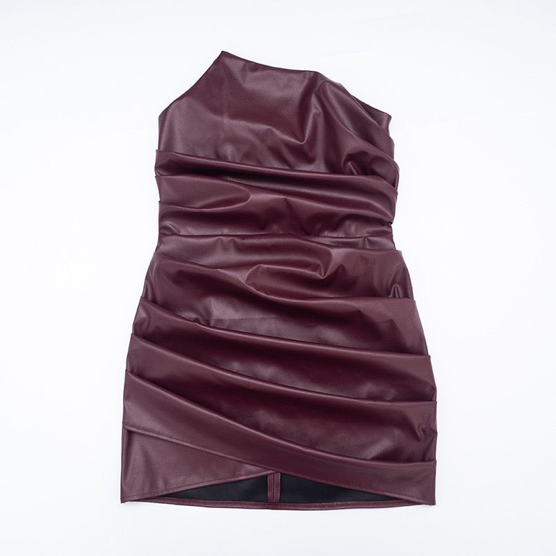 Faux leather strapless mini dress with asymmetrical design and pleats - Wiki
