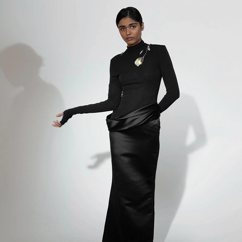 Maxi dress in satin design with turtleneck - Shiraz