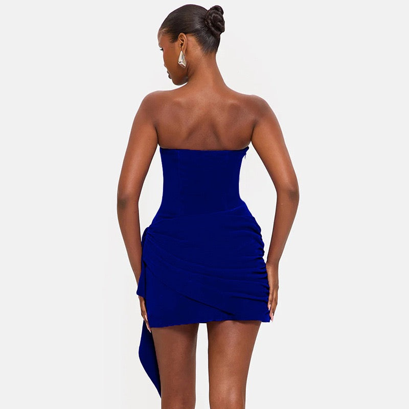 Elegant velvet strapless mini dress - Reiji