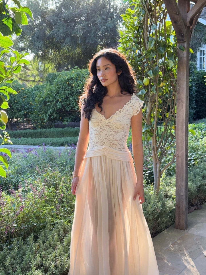Marianella - Chiffon maxi dress with a lace design