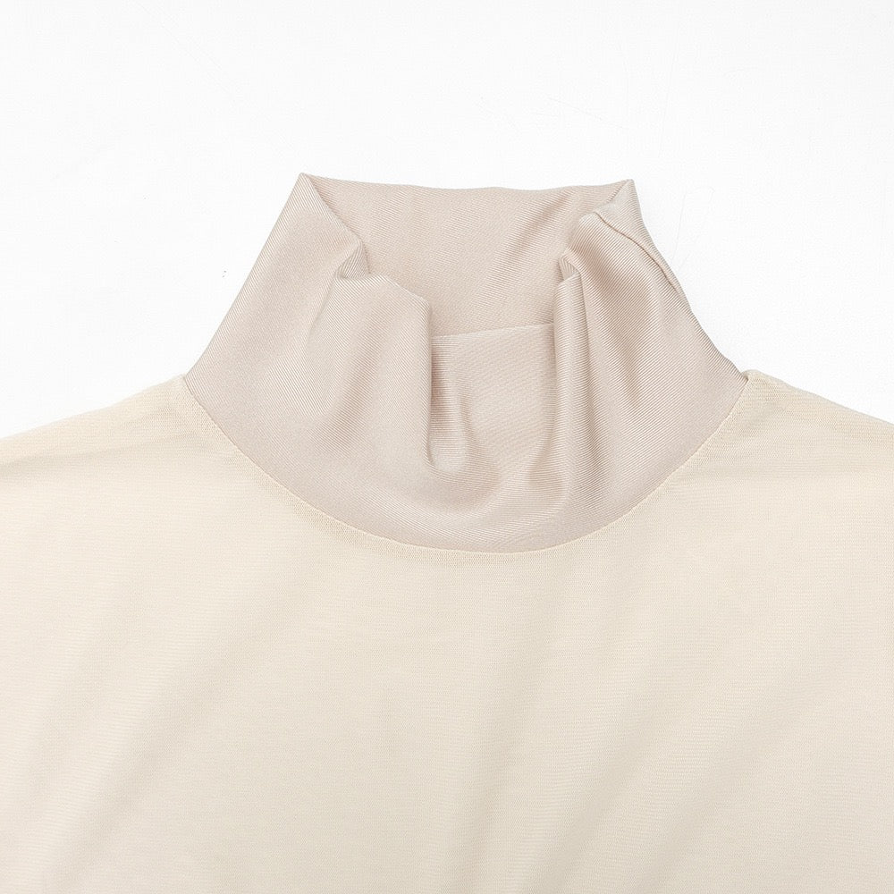 Maxi dress in shiny fabric with pleats and mesh design - Liyana