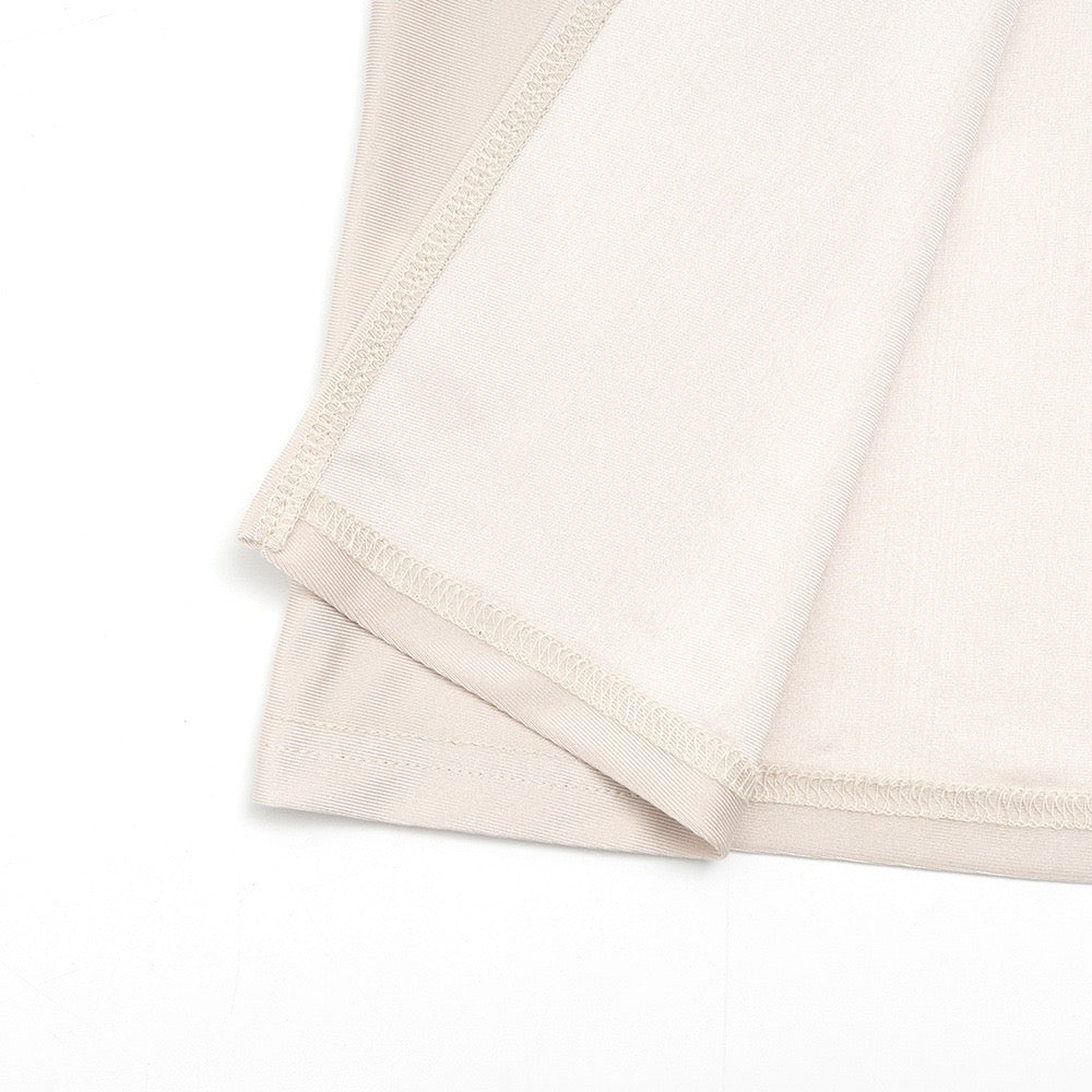 Maxi dress in shiny fabric with pleats and mesh design - Liyana