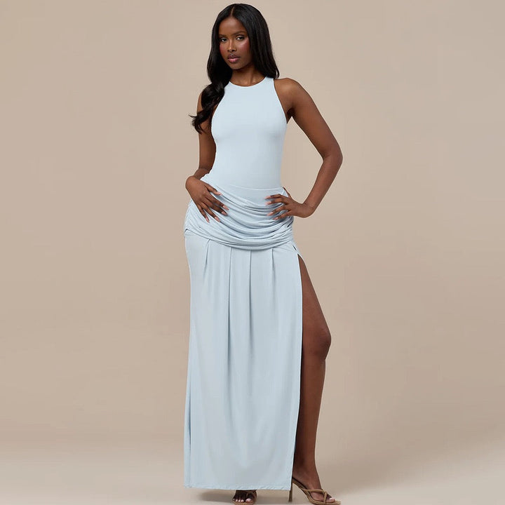 Maxi dress with pleat embellishments and a slit design – Julie