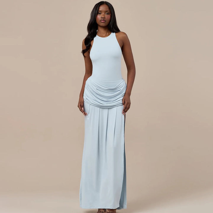 Maxi dress with pleat embellishments and a slit design – Julie