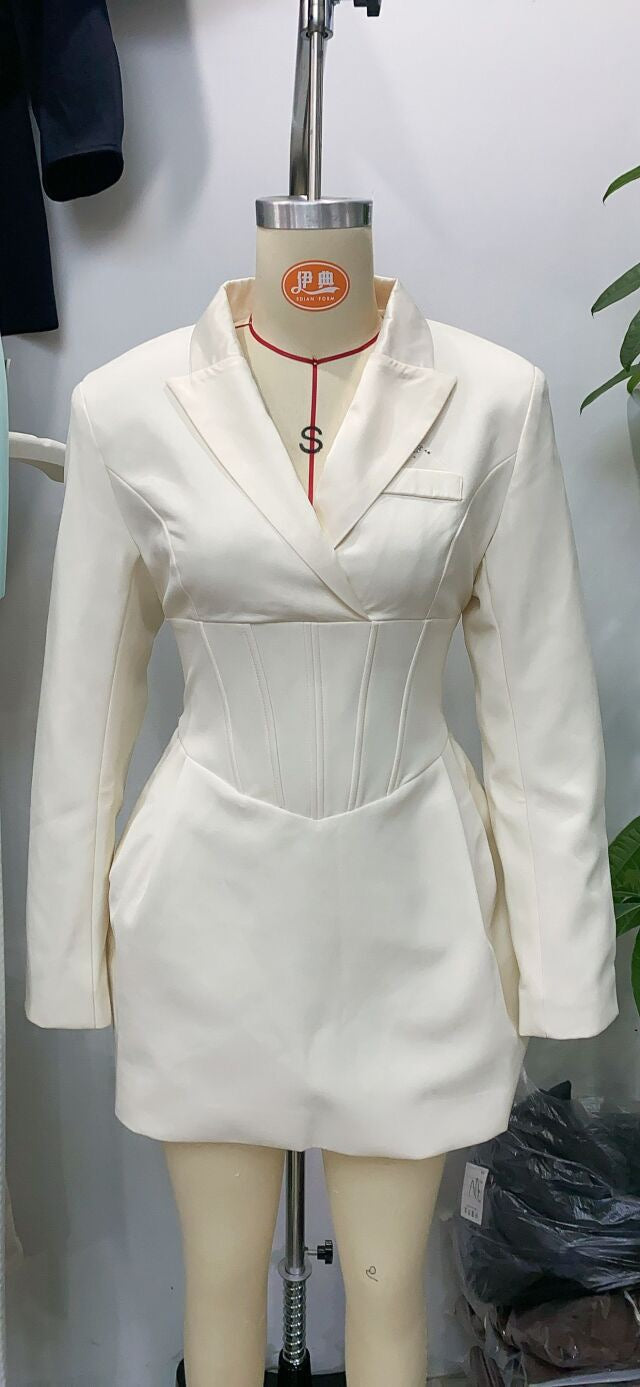 Tailored mini dress with tie at the back for fastening at the waist - MARIOLA