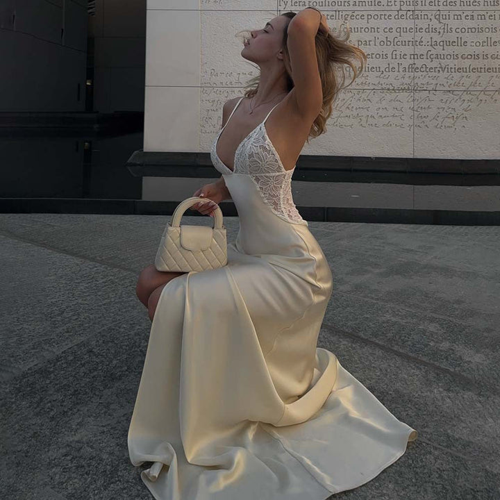 Satin maxi dress with a slit and lace design - Amori