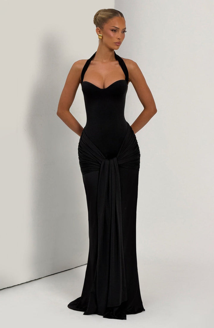 Maxi dress with a neck tie and open back – YALI
