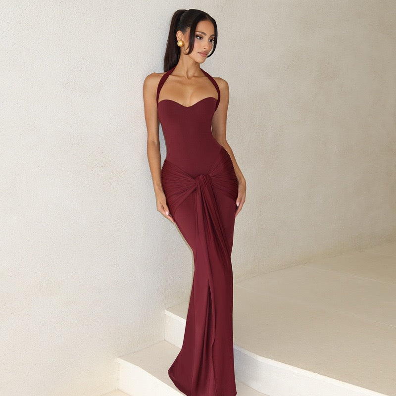 Maxi dress with a neck tie and open back – YALI