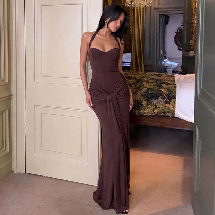 Maxi dress with a neck tie and open back – YALI