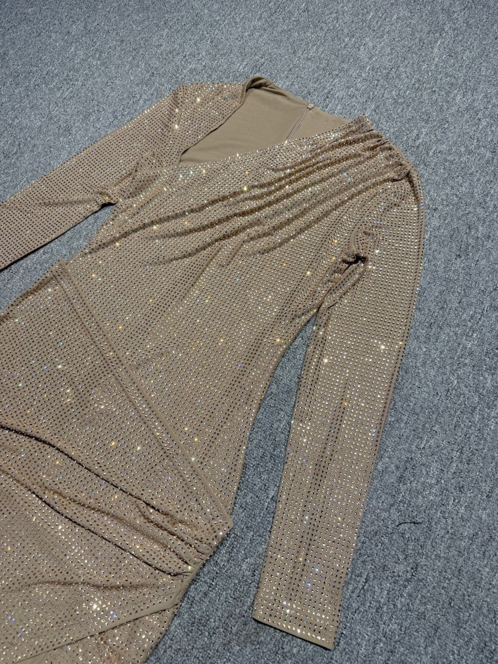 Sparkling rhinestone mini dress with a cutout design - TITI
