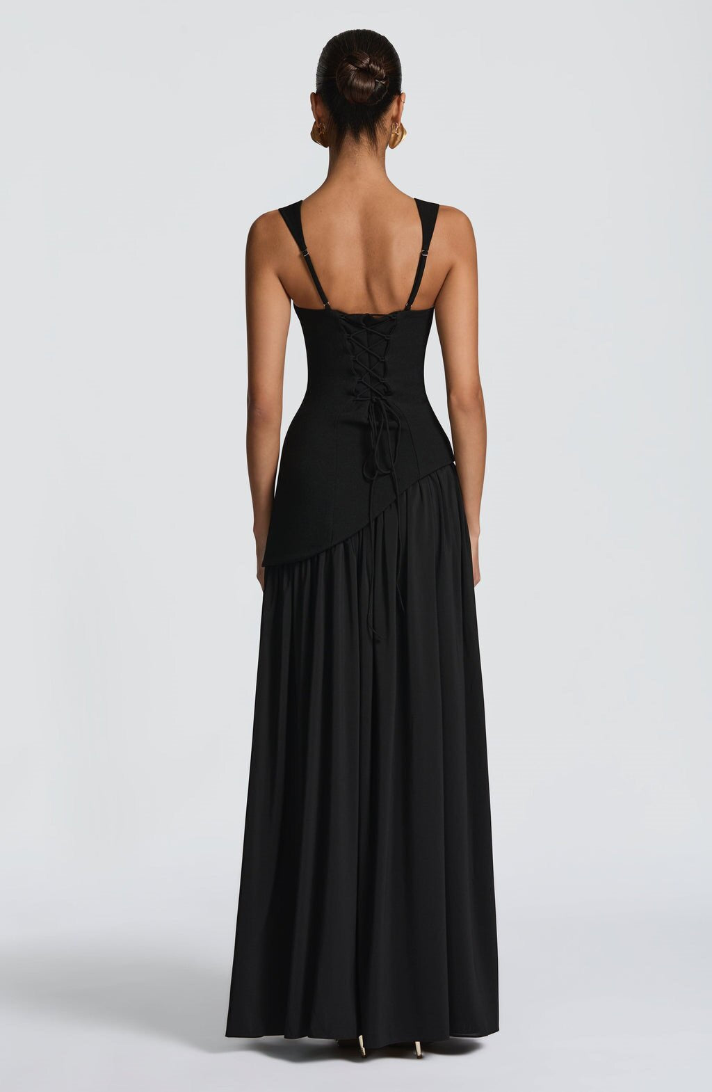 Maxi dress with a tie-back design for fastening at the waist and chiffon with a slit and veil decoration - Tova