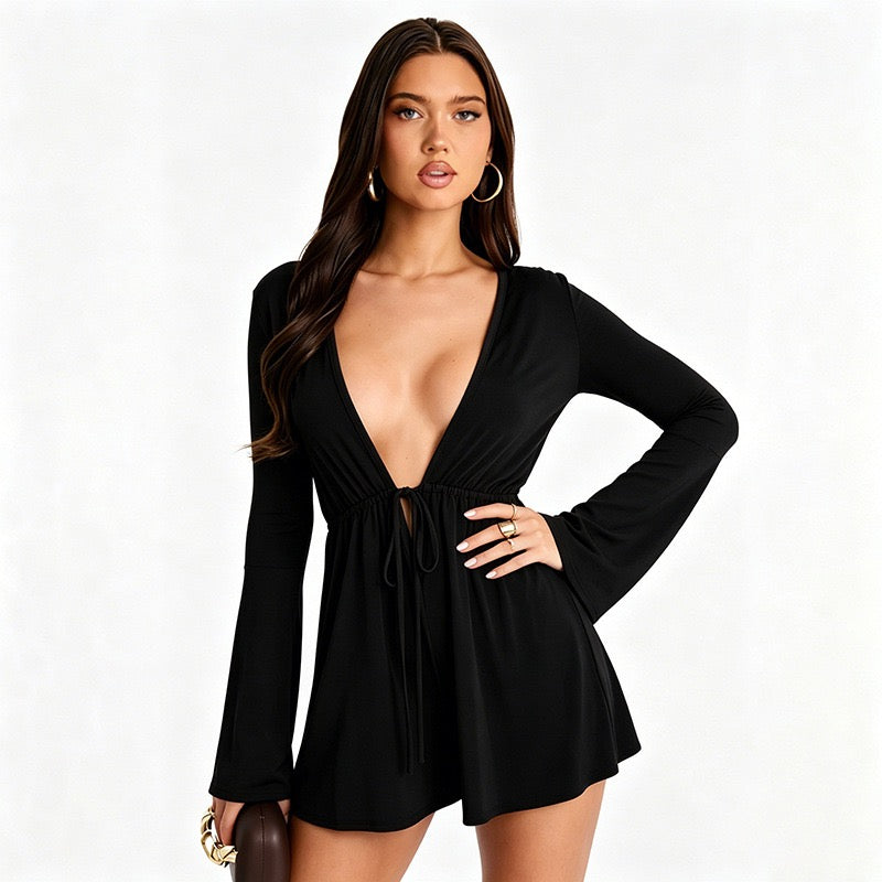 Short jumpsuit with tie detailing – JANE